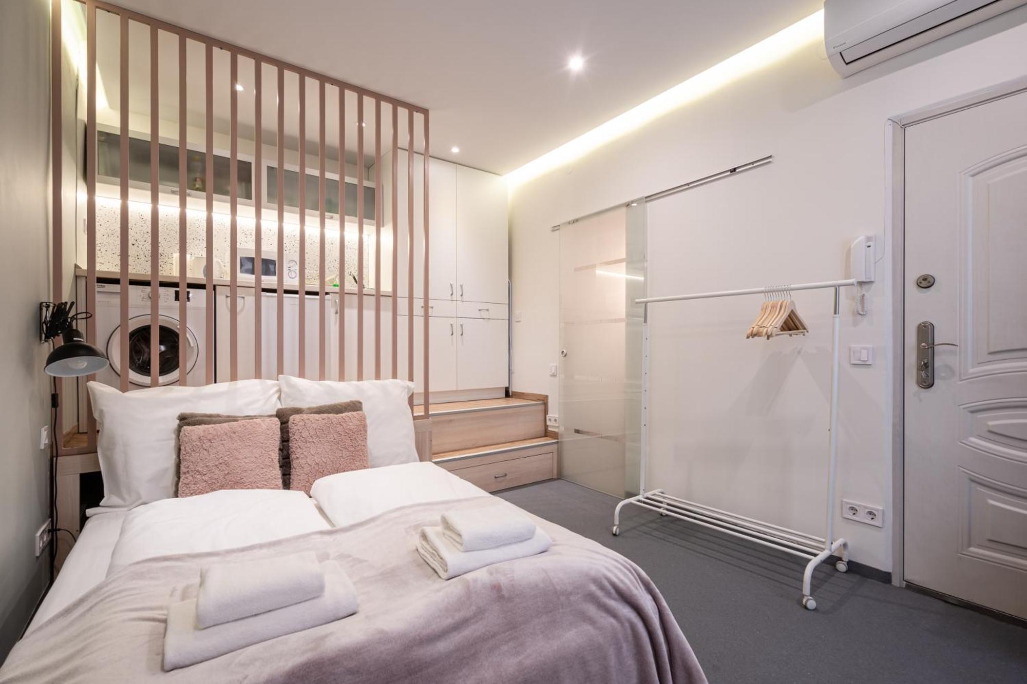 Cozy Little Flat In The City Center ブダペスト エクステリア 写真